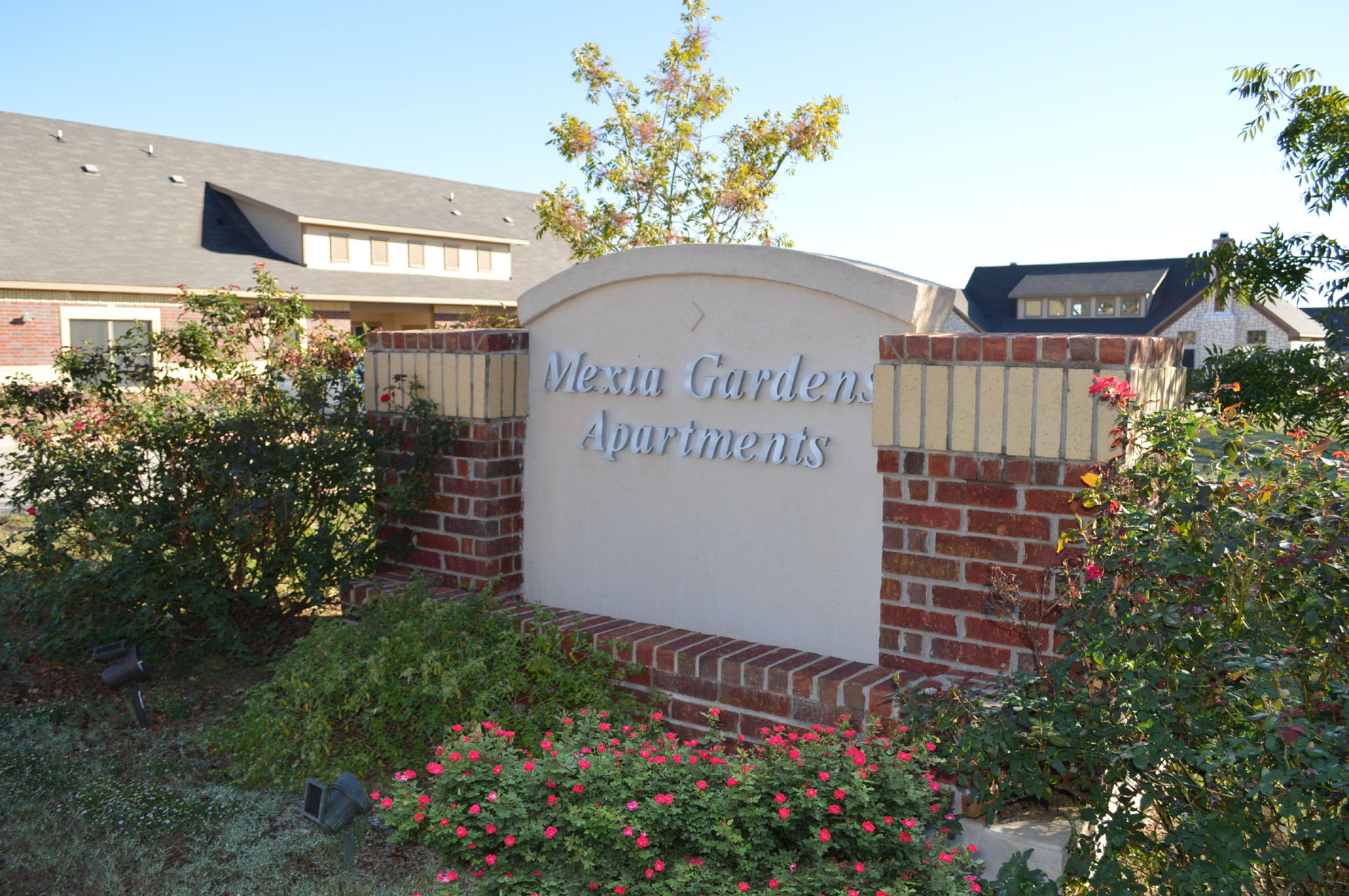 Mexia Gardens monument sign